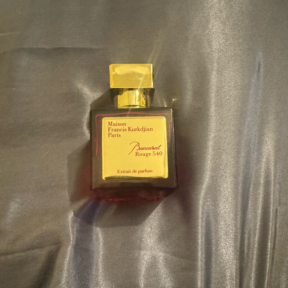 Baccarat Rouge 540 Extrait de parfum